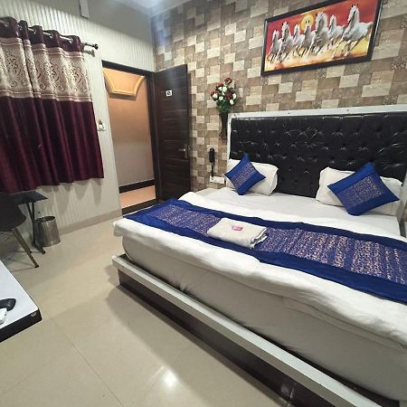 Hotel Ankit Near Assi Ghat Varanasi Eksteriør billede